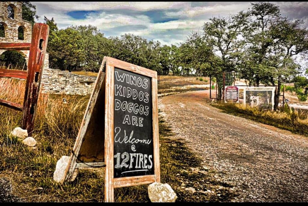 12 Fires Luxury Glamping With Heating #1 Hotel Johnson City Luaran gambar